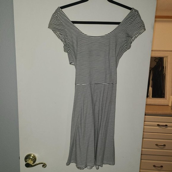 AE White Striped Dress - Picture 1 of 3